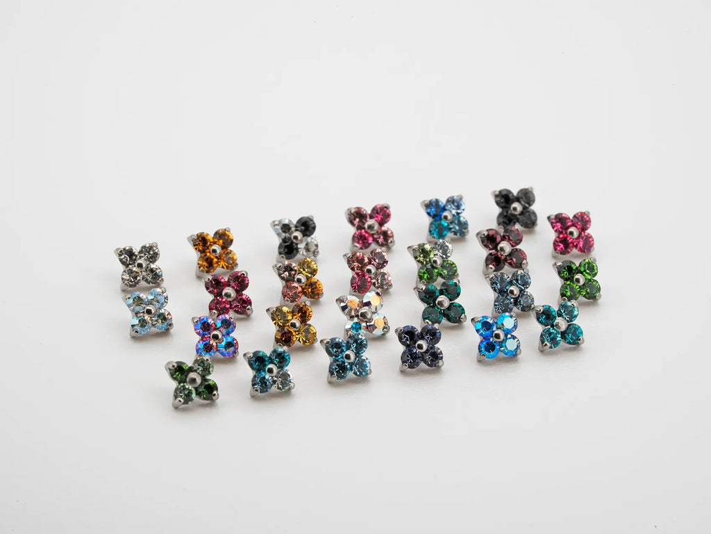 Dvara Fern Green Four Leaf Austrian Crystal 16G Titanium Labret