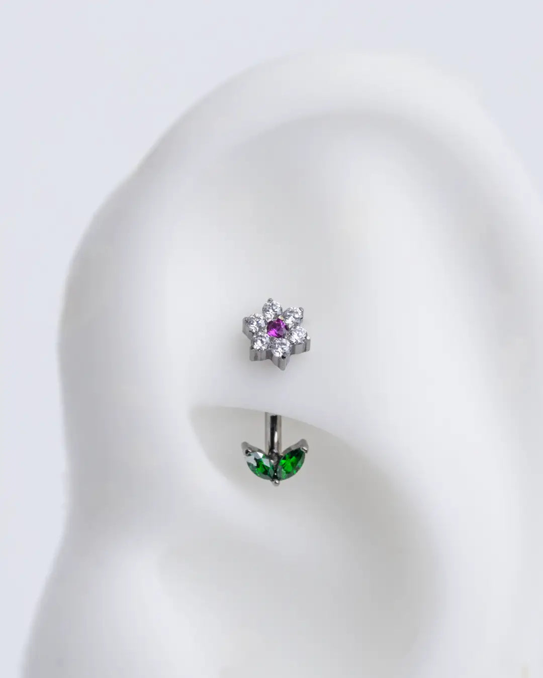Amaya Flower Leaves Rook 16G Astm F136 Implant Grade Titanium Internally Threaded