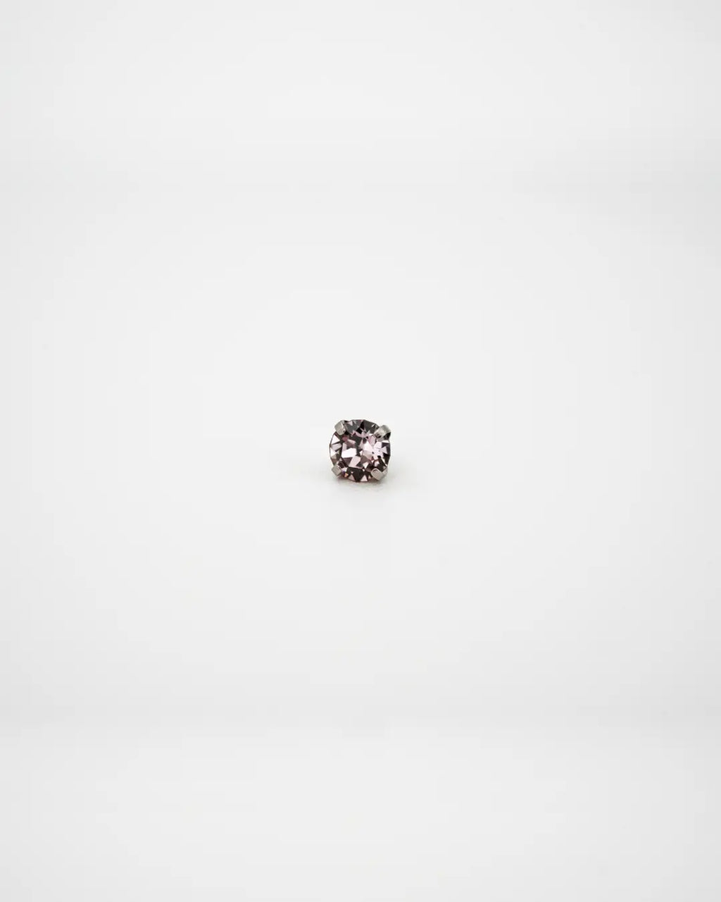 Bijou Light Amethyst Austrian Crystal 16G Titanium Labret