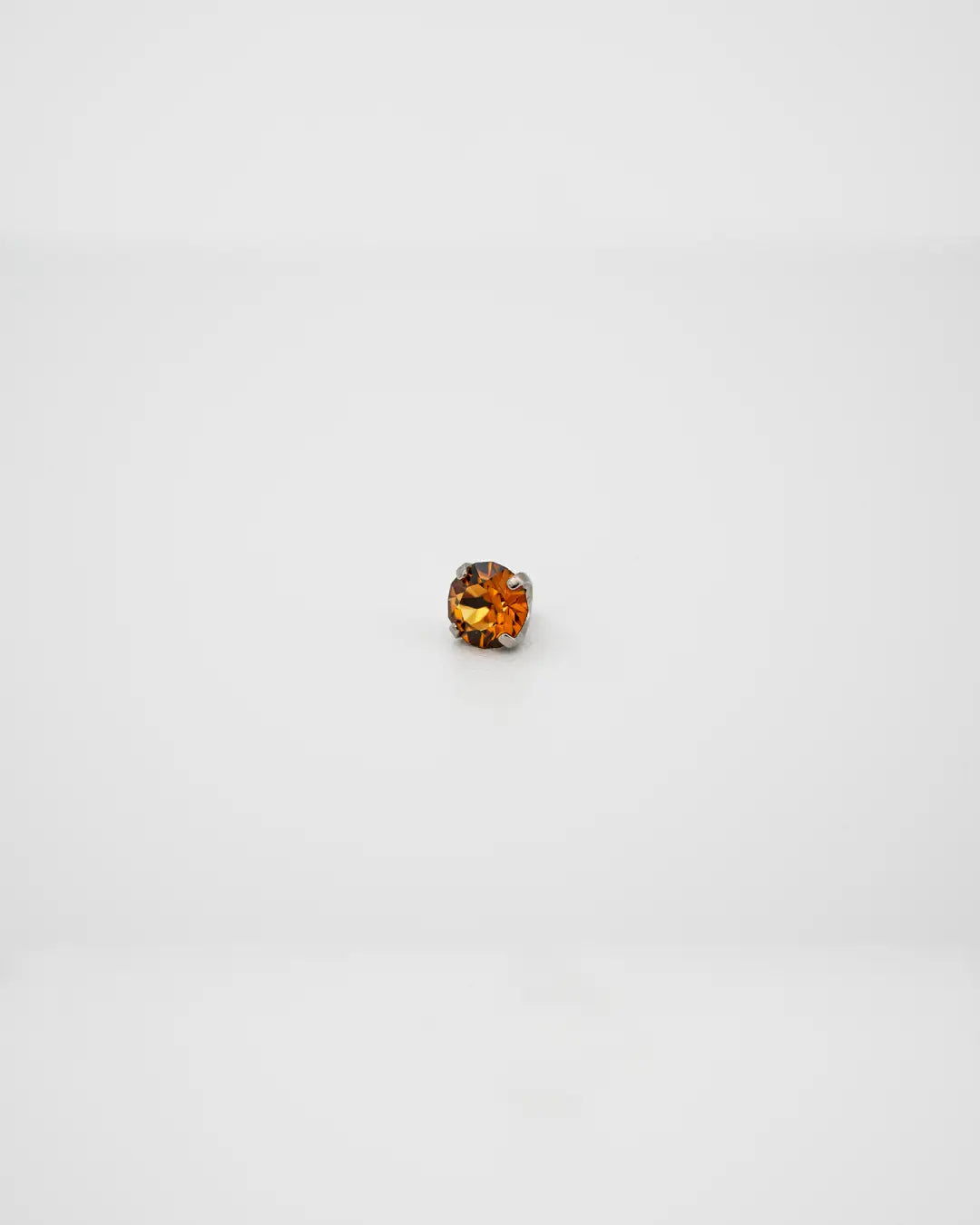 Bijou Light Amber Austrian Crystal 16G Titanium Labret
