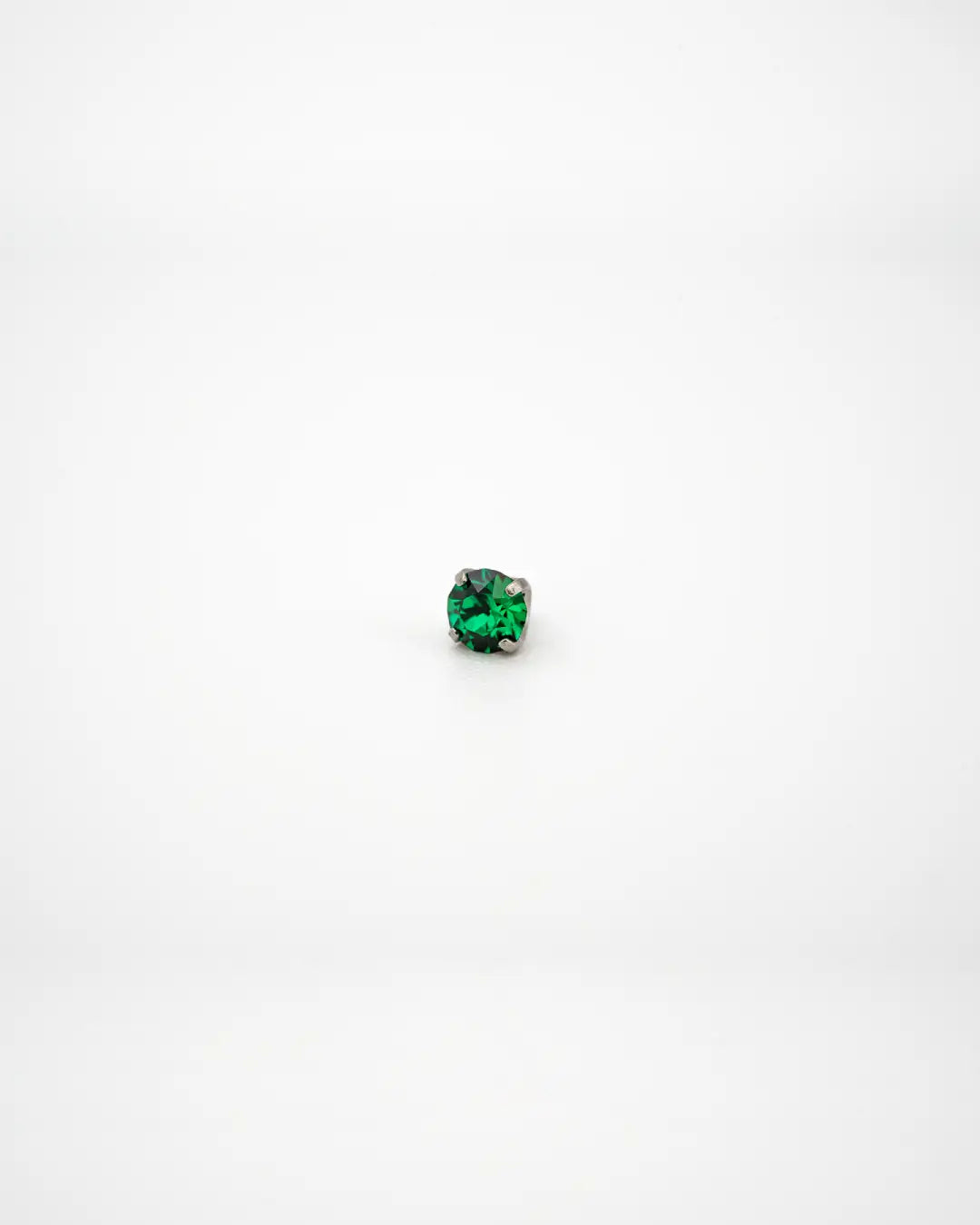Bijou Palace Green Opal Austrian Crystal 16G Titanium Labret
