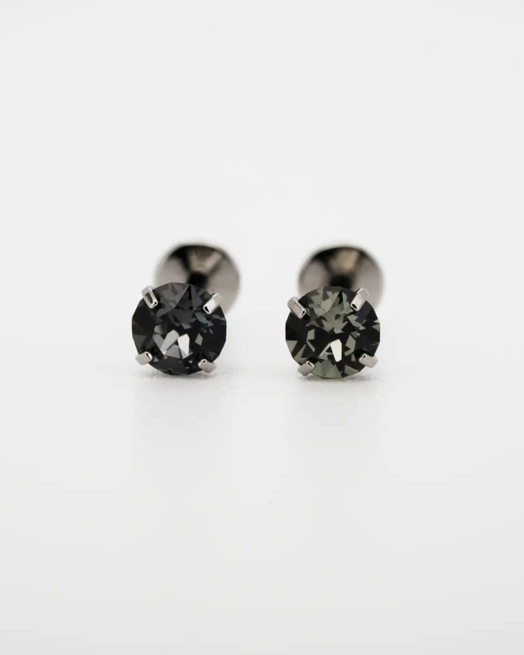 Cira Austrian Crystal 16G ASTM F136 Implant Grade Titanium Earring Internally Threaded