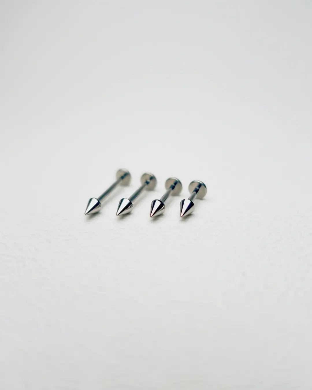Lilith Cone Spike Titanium Labret