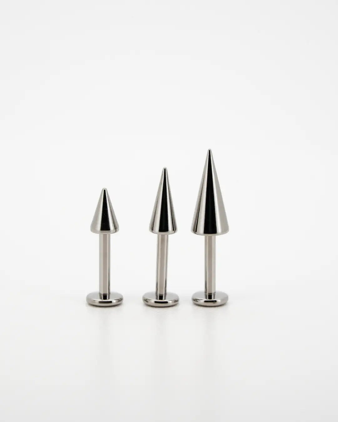Lilith Cone Spike Titanium Labret