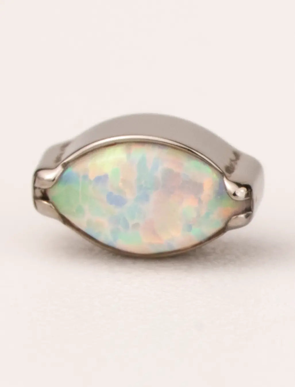 Shoko Synthetic Opal 16G ASTM F136 Implant Grade Intenally Threaded